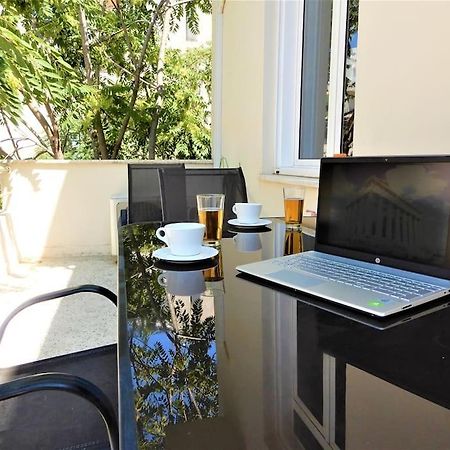 A-07! 2' Walk 2 Acropolis Museum! 2Br-Sunny Terrace! Extra Fees For 2Nd Room Athen Eksteriør billede