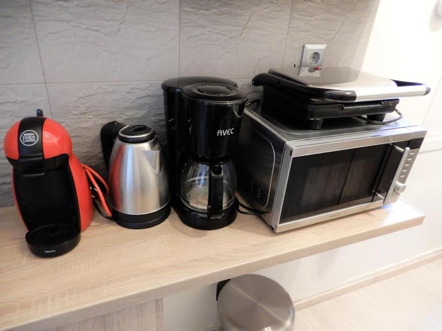 A-07! 2' Walk 2 Acropolis Museum! 2Br-Sunny Terrace! Extra Fees For 2Nd Room Athen Eksteriør billede