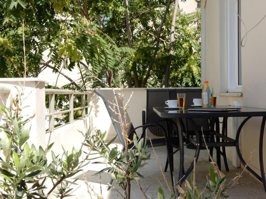 A-07! 2' Walk 2 Acropolis Museum! 2Br-Sunny Terrace! Extra Fees For 2Nd Room Athen Eksteriør billede