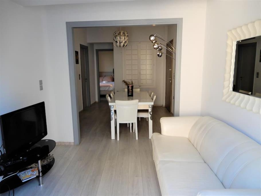 A-07! 2' Walk 2 Acropolis Museum! 2Br-Sunny Terrace! Extra Fees For 2Nd Room Athen Eksteriør billede